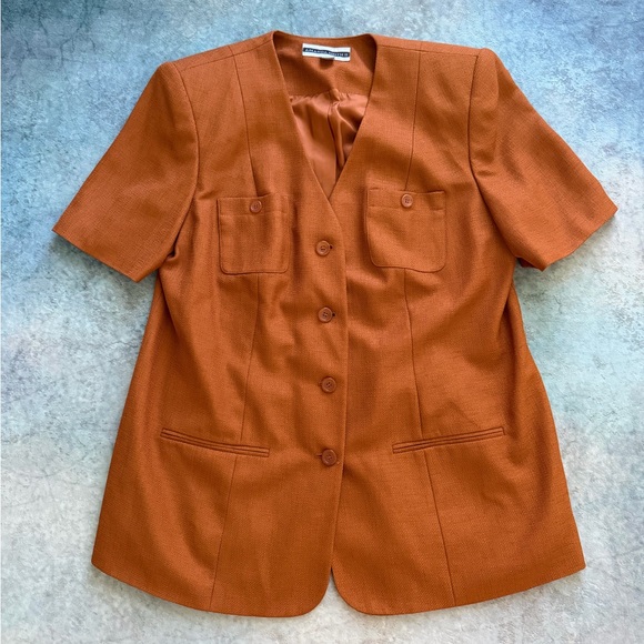 Amanda Smith Jackets & Blazers - Amanda Smith II Brown Short-Sleeve Blazer